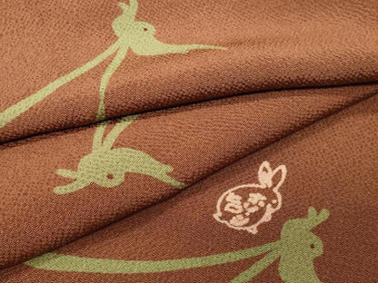 平和屋着物●人形作家・ホリヒロシ　小紋　兎　鬼しぼ縮緬　正絹　逸品　CABG4796gh