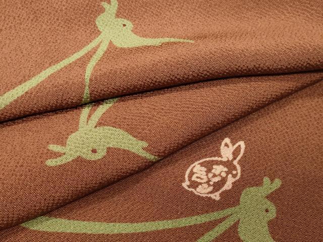 平和屋着物●人形作家・ホリヒロシ　小紋　兎　鬼しぼ縮緬　正絹　逸品　CABG4796gh