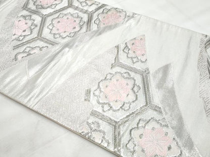 平和屋着物◎六通柄袋帯　亀甲正倉院花文　銀糸　正絹　逸品　CABG5077fb