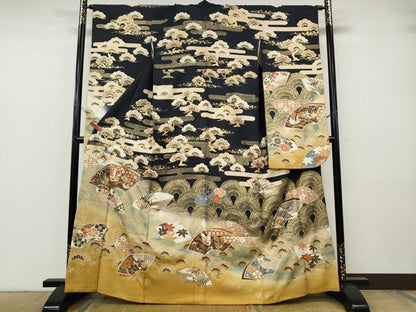 平和屋着物●豪華振袖　地紙花蝶文　暈し染め　金彩　三越扱い　正絹　逸品　CABG5220ut