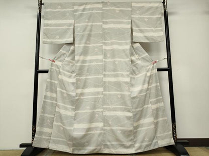 平和屋着物●本塩沢　横段舞蝶文　正絹　逸品　CABG5283ut