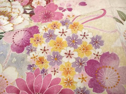 平和屋着物●豪華振袖　駒刺繍　花鞠文　暈し染め　金通し地　正絹　逸品　CABG5291ut