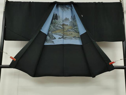 平和屋着物●男性　黒紋付・羽織セット　羽裏：風景文　キングサイズ　正絹　逸品　CABG5296ut