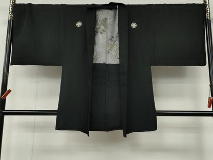 平和屋着物●男性　黒紋付・羽織セット　羽裏：枝松葉　鷹　キングサイズ　正絹　逸品　CABG5297ut