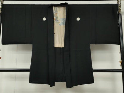 平和屋着物●男性　黒紋付・羽織セット　羽裏：歌舞伎・隈取り　キングサイズ　正絹　逸品　CABG5301ut