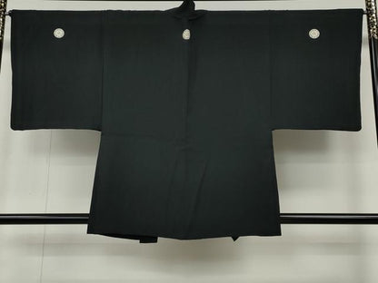 平和屋着物●男性　黒紋付・羽織セット　羽裏：仕覆文　正絹　逸品　CABG5302ut