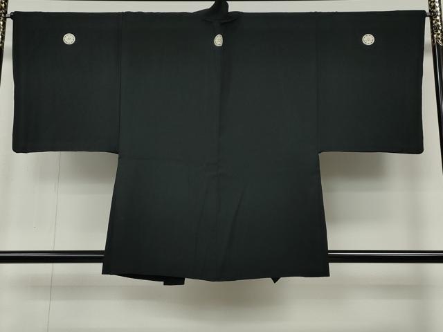 平和屋着物●男性　黒紋付・羽織セット　羽裏：仕覆文　正絹　逸品　CABG5302ut