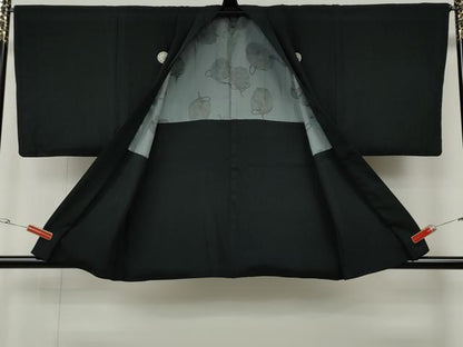 平和屋着物●男性　黒紋付・羽織セット　羽裏：仕覆文　正絹　逸品　CABG5302ut