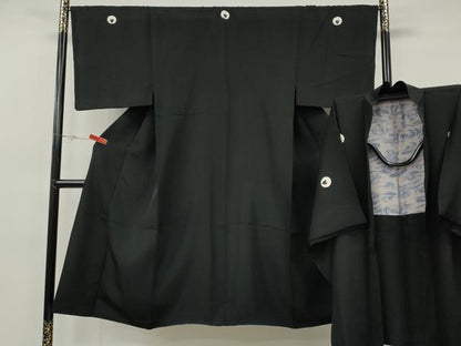 平和屋着物●男性　黒紋付・羽織セット　羽裏：立波文　正絹　逸品　CABG5324ut