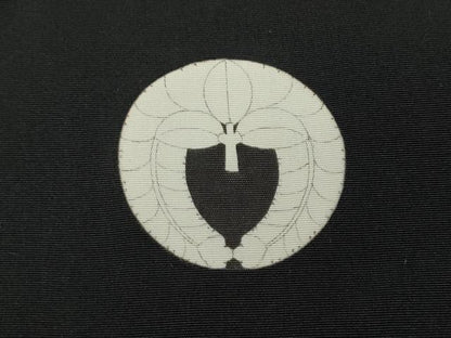 平和屋着物●男性　黒紋付・羽織セット　羽裏：立波文　正絹　逸品　CABG5324ut
