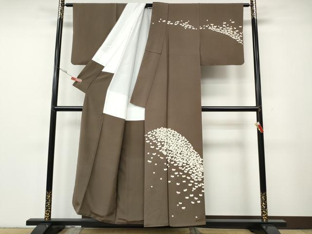 平和屋着物●訪問着　駒刺繍　舞花文　正絹　逸品　CABG5399ut