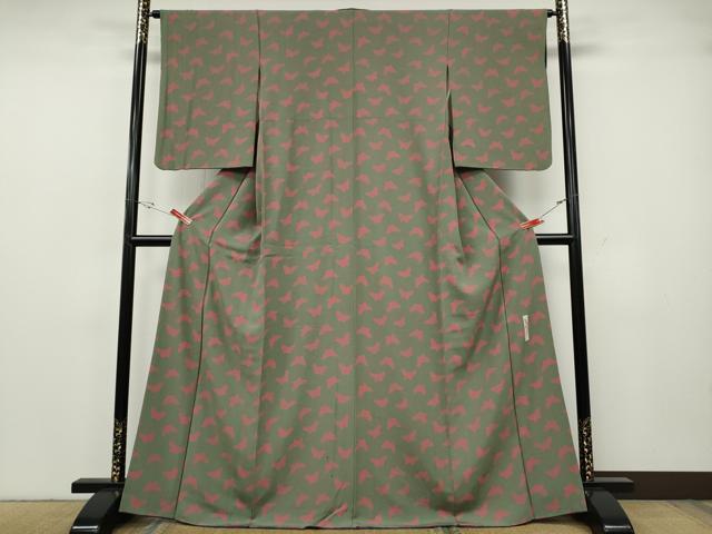 平和屋着物●世界的人形師　辻村寿三郎　ジュサブロー　小紋　舞蝶文　正絹　逸品　CABG5463ut