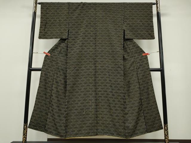 平和屋着物●本場大島紬　龍郷絣　秋名バラ　正絹　逸品　CABG5470ut