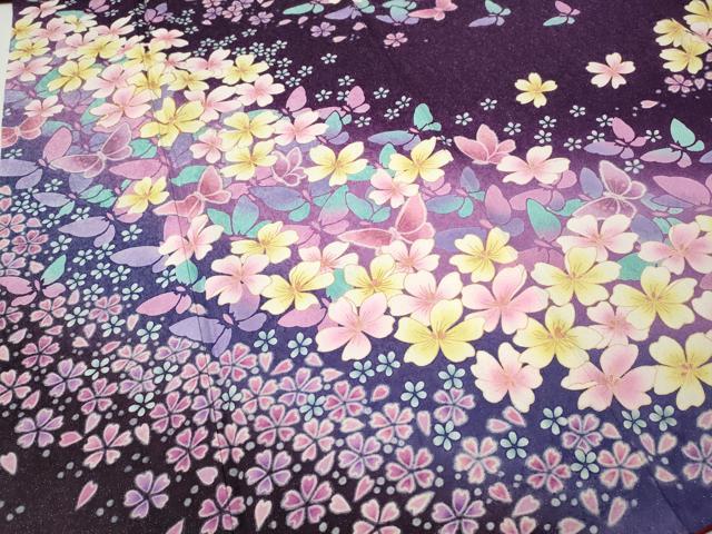 平和屋着物●豪華振袖　刺繍　舞蝶文　暈し染め　銀通し地　正絹　逸品　CABG5493ut