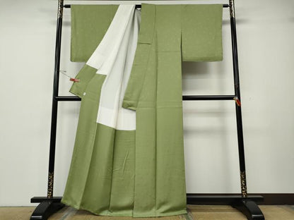 平和屋着物●上質な色無地　舞桜地紋　若菜色　そごう扱い　正絹　逸品　CABG5551ut