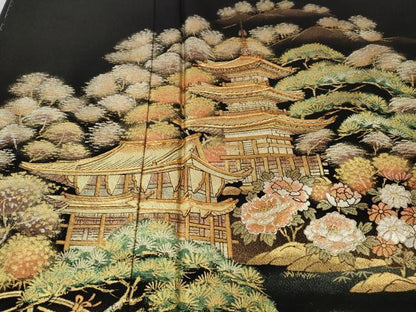 平和屋着物●豪華黒留袖　作家物　駒刺繍　風景草花文　金銀彩　正絹　逸品　未使用　CABG5582ut