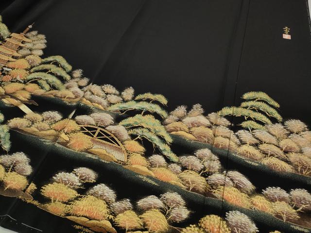 平和屋着物●豪華黒留袖　作家物　駒刺繍　風景草花文　金銀彩　正絹　逸品　未使用　CABG5582ut