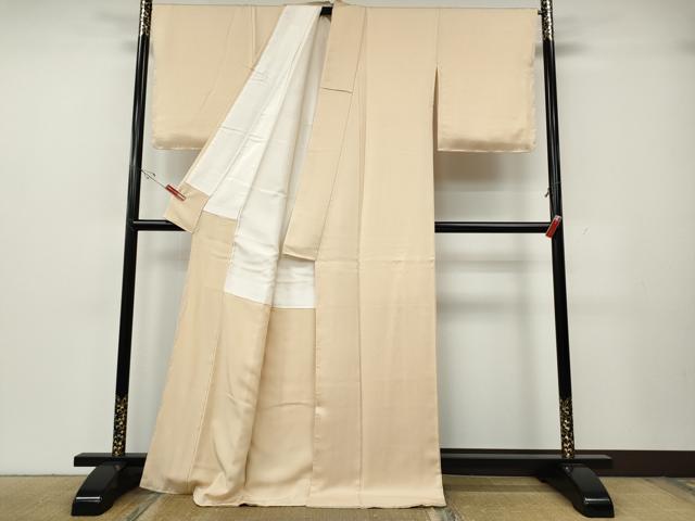 平和屋着物●上質な色無地　紗綾形地紋　肌色　正絹　逸品　CABG5599ut
