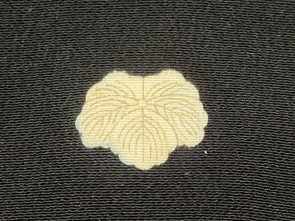 平和屋着物■豪華黒留袖　駒刺繍　吉祥枝花文　金銀彩　正絹　逸品　CABG5696oy