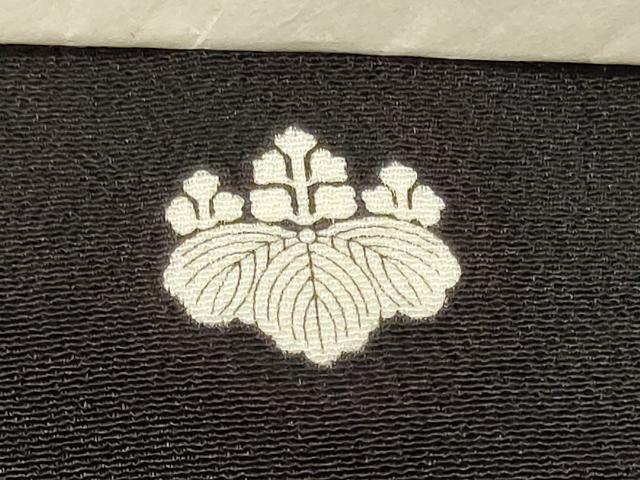 平和屋着物■豪華黒留袖　駒刺繍　立波雪輪花松文　宝尽くし　金彩　正絹　逸品　未使用　CABG5906oy