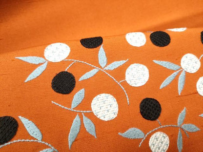 平和屋着物●九寸名古屋帯　紬地　総刺繍　枝木の実　正絹　逸品　CABG6245hy