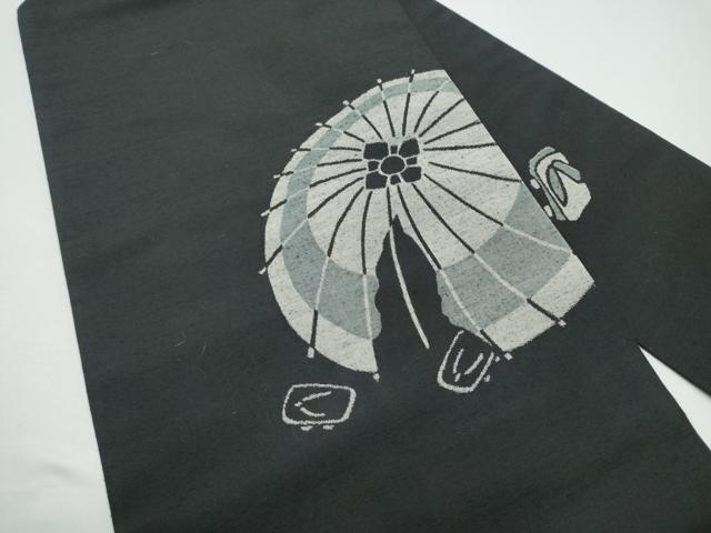 平和屋着物●九寸名古屋帯　紬地　番傘　下駄　黒地　正絹　逸品　CABG6255hy