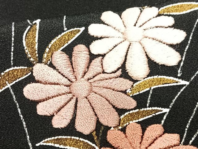平和屋着物■豪華黒留袖　刺繍　流水花鳥文　金彩　正絹　逸品　CABG6628xe