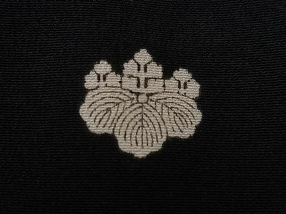 平和屋着物■豪華黒留袖 駒刺繍 飛鶴吉祥花文 金彩 正絹 逸品 CABG6736xe