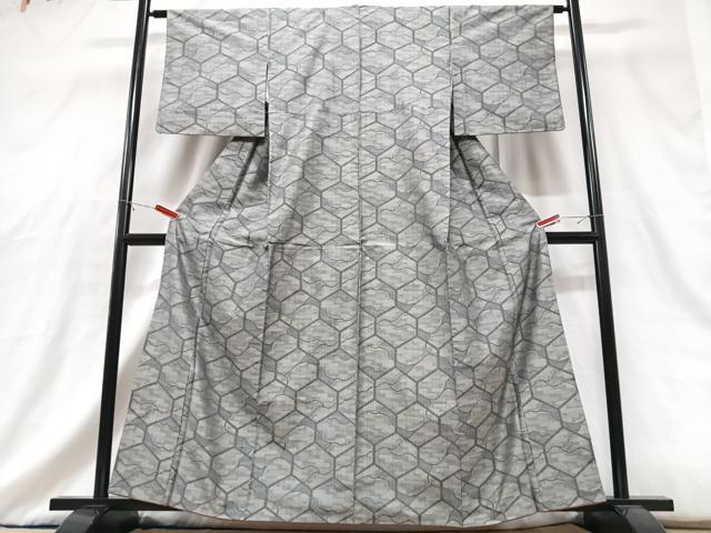 平和屋着物■本場大島紬　7マルキ　亀甲文　正絹　逸品　CABG6750xe