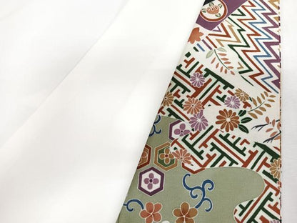 平和屋着物■豪華黒留袖　飛鶴花唐草松文　金彩　正絹　逸品　CABG6756xe