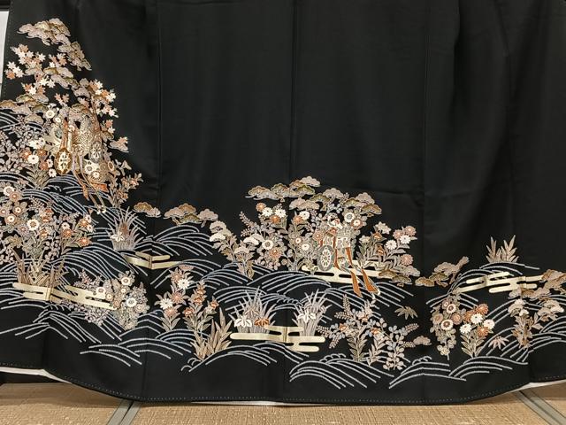 平和屋着物■黒留袖　波車松花文　金彩　洗える着物　CABG6811xi