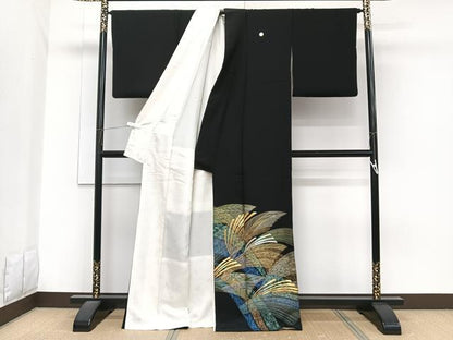 平和屋着物■豪華黒留袖 作家物 駒刺繍 草木文 金銀彩 正絹 逸品 CABG7103xi