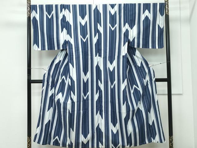 平和屋着物∴夏物　男性　浴衣　矢羽文様　綿　逸品　CABG7224rv