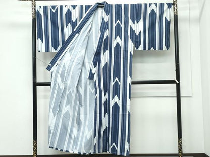 平和屋着物∴夏物　男性　浴衣　矢羽文様　綿　逸品　CABG7224rv