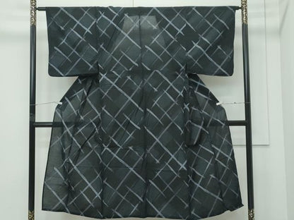平和屋着物∴夏物　男性　浴衣　菱花文　黒地　綿　逸品　CABG7225rv