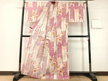 平和屋着物∴夏物　浴衣　綿紅梅　矢羽根舞桜　綿　逸品　CABG7661vp