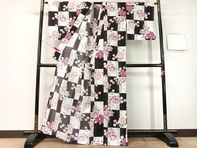 平和屋着物∴夏物　浴衣　綿紅梅　市松舞花文　金彩　綿　逸品　CABG7681vp