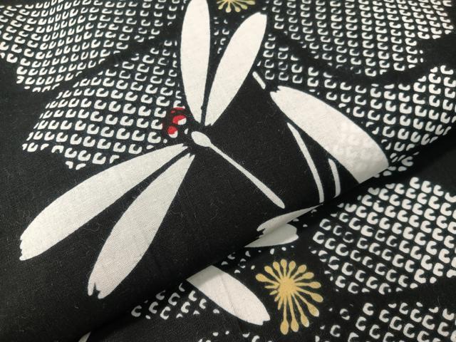 平和屋着物∴夏物　浴衣　トンボ　花　黒地　綿　逸品　CABG7685vp