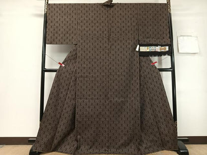 平和屋着物●本場大島紬　7マルキ　山下林三作　純泥染　麻の葉文様　証紙付き　正絹　逸品　CABG7760vp