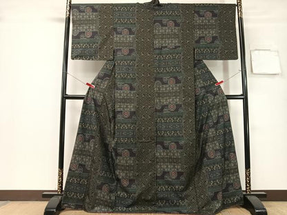 平和屋着物●本場大島紬　9マルキ　更紗花鳥文　正絹　逸品　未使用　CABG7768vp