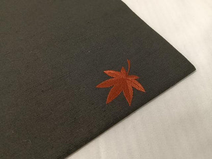 平和屋着物●総刺繍　九寸開き名古屋帯　紬地　楓文　黒地　正絹　逸品　CABG7786vp