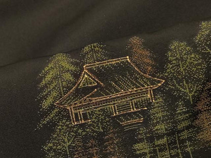 平和屋着物＃羽織　寿光織　風景文　黒地　金糸　正絹　逸品　CABG8044in