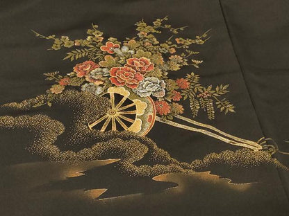 平和屋着物＃羽織　寿光織　花車文　黒地　金銀糸　正絹　逸品　未使用　CABG8067in