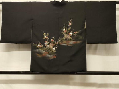 平和屋着物＃羽織　寿光織　雲取り貝桶花文　黒地　金銀糸　正絹　逸品　CABG8071in