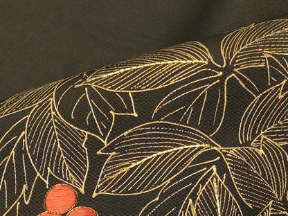 平和屋着物＃羽織　駒刺繍　葡萄蔦の葉丸文　黒地　金彩　正絹　逸品　CABG8086in