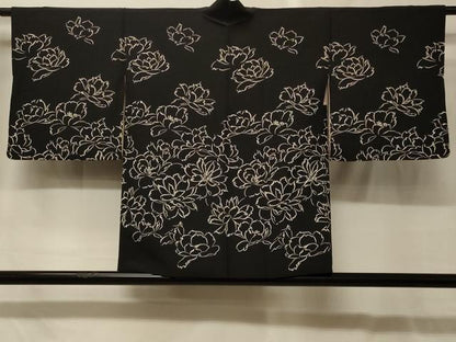 平和屋着物＃羽織　花づくし　黒地　正絹　逸品　CABG8106in