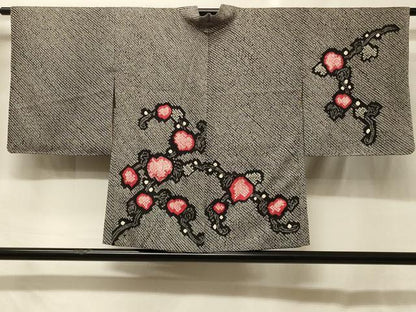 平和屋着物＃羽織　総絞り　蔦の葉文　黒地　正絹　逸品　CABG8118in