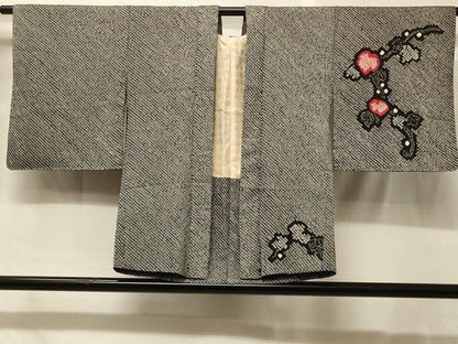 平和屋着物＃羽織　総絞り　蔦の葉文　黒地　正絹　逸品　CABG8118in