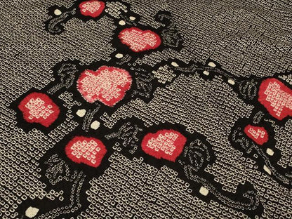 平和屋着物＃羽織　総絞り　蔦の葉文　黒地　正絹　逸品　CABG8118in