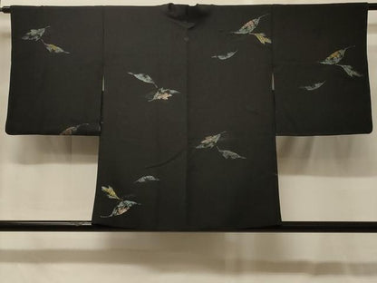 平和屋着物＃羽織　寿光織　舞葉文　黒地　金糸　正絹　逸品　未使用　CABG8129in